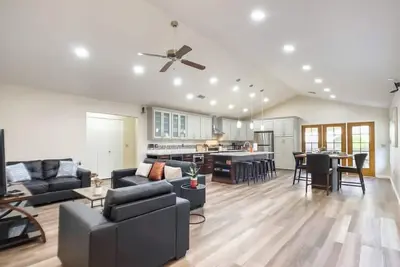 Image de Immaculate! Single-Story 3bdr | Chandler