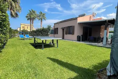 Image de Villa with heated pool for exclusive use near CefalĂą