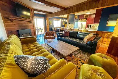 Image de Summit Unit Top Floor Stunning Design Sunset Views