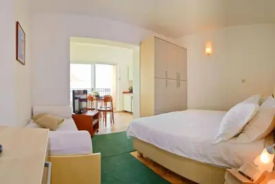 Image de Appartement Studio dans Brela avec vue mer, terrasse, Climatisation, Wifi (201-9)