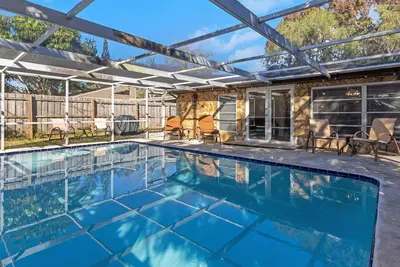 Image de The Rock House - \"Why The Rock Not?! \"