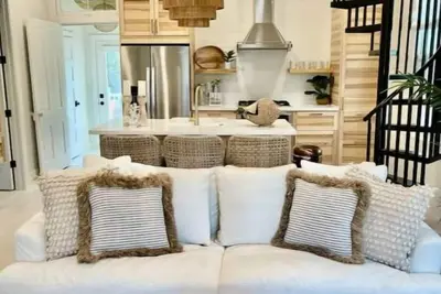 Image de Beauty and the Beach