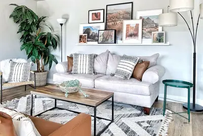 Image de Spacious Modern Home in Zion