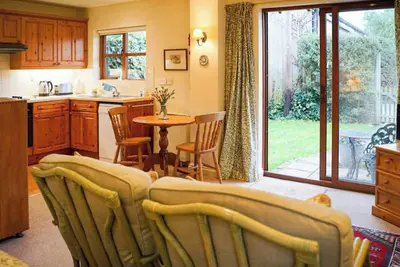 Image de 1 bedroom accommodation in Chichester