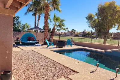 Image de Beautiful Glendale Resort!