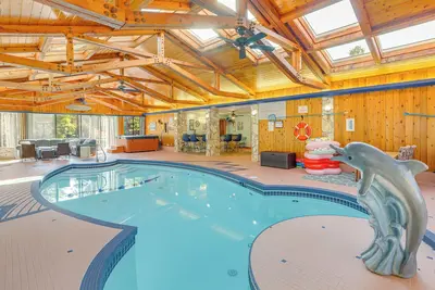 Image de Vermilion River Home w/ Hot Tub & Private Dock!