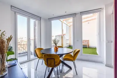 Image de New and bright apartment with terrace Gl1