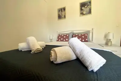 Image de Impeccable Apt sleeps 5 in Heraklion