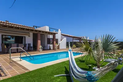 Magnificent newly built Villa with private pool