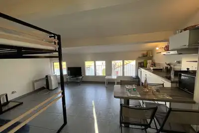 Image de Studio Centre-Ville à 150m de la Plage, 4 Pers. , Mezzanine, Cuisine Équipée, Proche Commerces