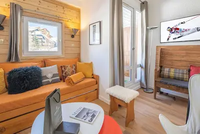 Image de Studio avec mezzanine à l'Alpe d'Huez, retour skis aux pieds
