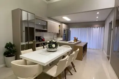 Image de Vacation Home with Pool in Bombinhas