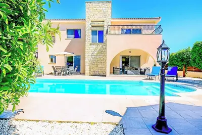 Image de Villa Golden Coral - Trois Chambres Villa, Couchages 6