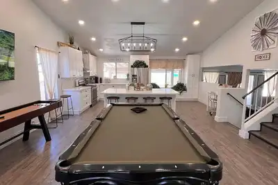 Image de Amazing game room and close to State-farm Stadium and Westgate Ent District