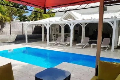 Villa à St François G052b 3 chambres avec piscine