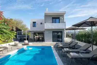 Image de Newly Renovated Villa w/private pool & Ping-Pong