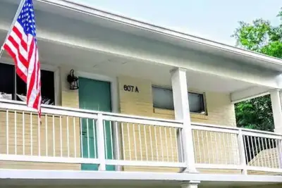 Image de Sure Beats a Hotel - Walk to Duke/Dwntwn- King Bed