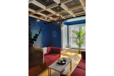 Image de The Maple Shade Suite *2000sq Foot Upper Apartment