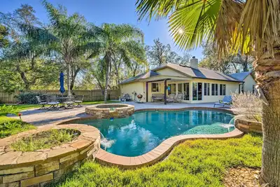Image de Walk to Lake: Stunning Central Florida Home!