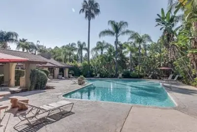 Image de 2bd/ 1. 5 bath condo-Recharge. . while in the Central Valley at Descanso del Valle.