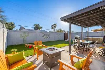 Image de Hot Tub  *Game Room - Firepit - Private Yard - Asu - Sky Harbor*