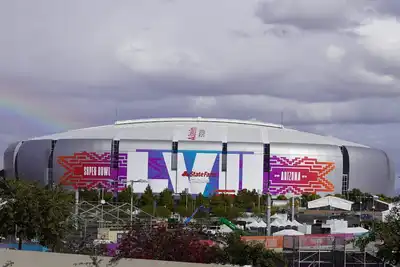 Image de 1 Mile From Super Bowl, Cul-de-sac Home