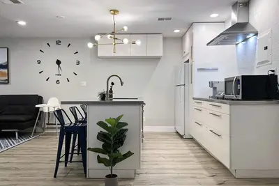 Image de Washer Dryer King Beds Crib Nyc&Ewr 6ppl