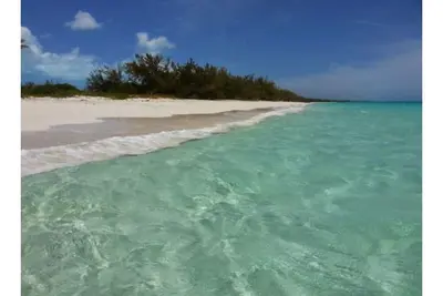 Image de Tropical Leisure 2br cottage with beach nearby