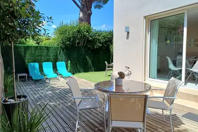 Image de 🌞La Plage à 5 minutes. Situation idéale. T2 neuf, Jardin, Terrasse, Pkg, Calme,