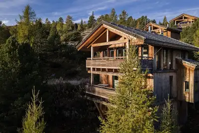 Image de Chalet naturel avec bain à remous