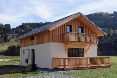 Chalet avec bain à remous