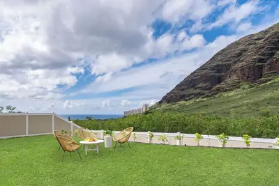 Image de Alaula by AvantStay | Gated Security Home w Valley, Ocean Views!