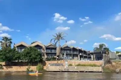 Image de The Jetty Penthouse, Unit 9