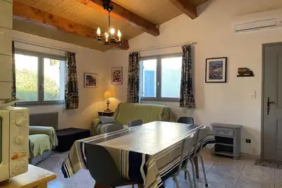 Image de Appartement 2 Pièces, 4 Couchages, Terrasse, Climatisation, Près de la Plage