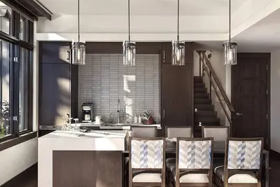 2 bedroom Villa Suite Lakeview
