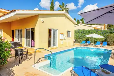 Image de Villa Kampos - Trois Chambres Villa, Couchages 6