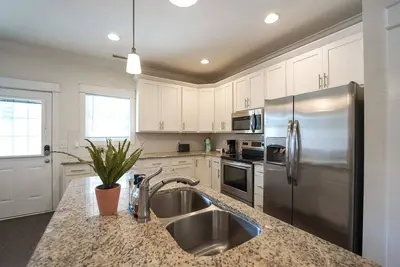 Image de New Family Friendly | Sleeps 7 | 100WiFi | Parking