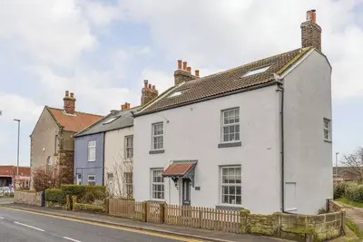 Image de 4 chambres à coucher à Hinderwell