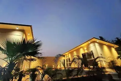 Image de Cheerful 4-Bedroom With Pool.