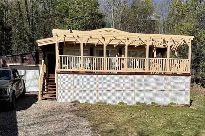 Image de Cozy Cottage close to golf, great hiking trails and lake with beautiful views