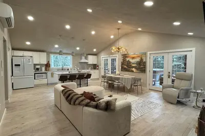 Image de \nLuxury Vacation Home 3bd2ba Mdi, wheelchair accessible - Bass Harbor Lighthouse