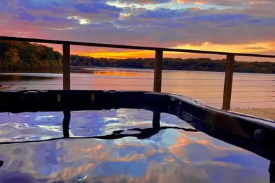 Image de 3 Bed 3 Ba Screenporch/Sunset Lake Views