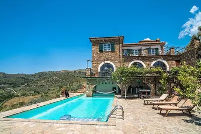 Image de Belle maison Ă Perdifumo avec WiFi