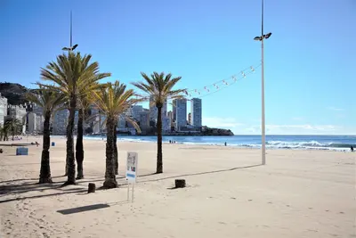 Image de Cozy apartment just 8 min walk from the beach!