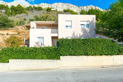 Image de Appartement d'une chambre avec la terrasse et la vue sur le mer Brela, Makarska (A-20221-a)