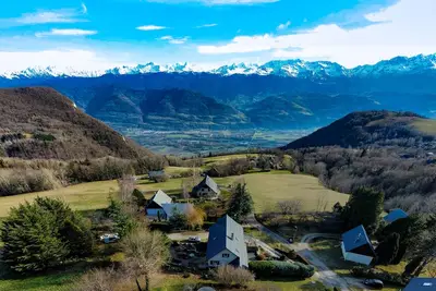 Image de Appartement en moyenne montagne avec vue merveilleuse sur les Alpes