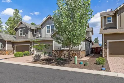 Image de Luxury Retreat in the Pines of Flagstaff