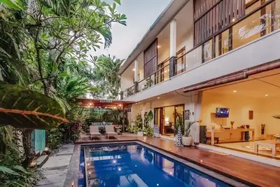 Image de Located in the heart of famous Seminyak