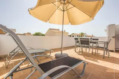 Image de Appartement de vacances Ses Covetes pour 1 - 6 personnes avec 3 chambres à coucher - Appartement de