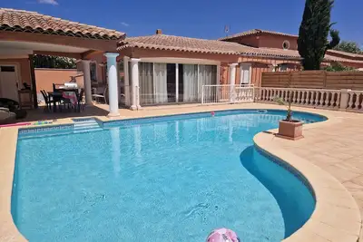 Image de Villa  de luxe avec  piscine privée pour 8 personnes